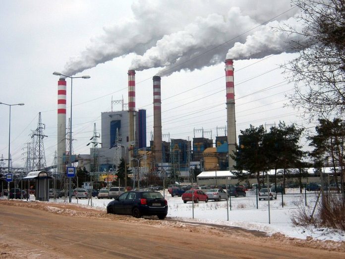 The Pątnów coal power plant in Poland, whose site will host up to six BWRX-300 small modular reactors under the ZE PAK–Synthos Green Energy joint venture
