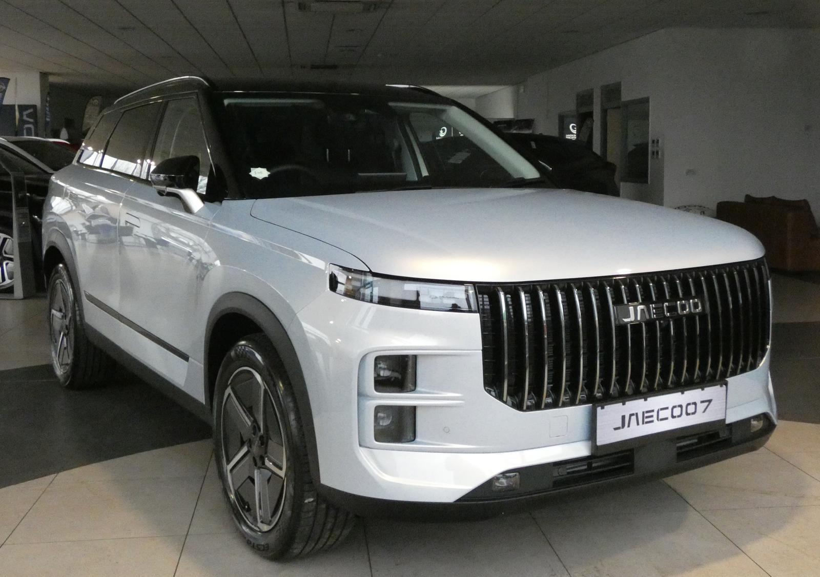 Jaecoo 7 SUV front view — Chery's Jaecoo brand shares its UK showroom network with iCAUR